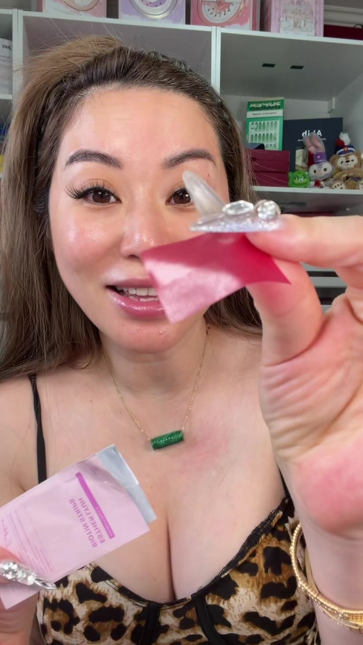 @LifeWithNerissa