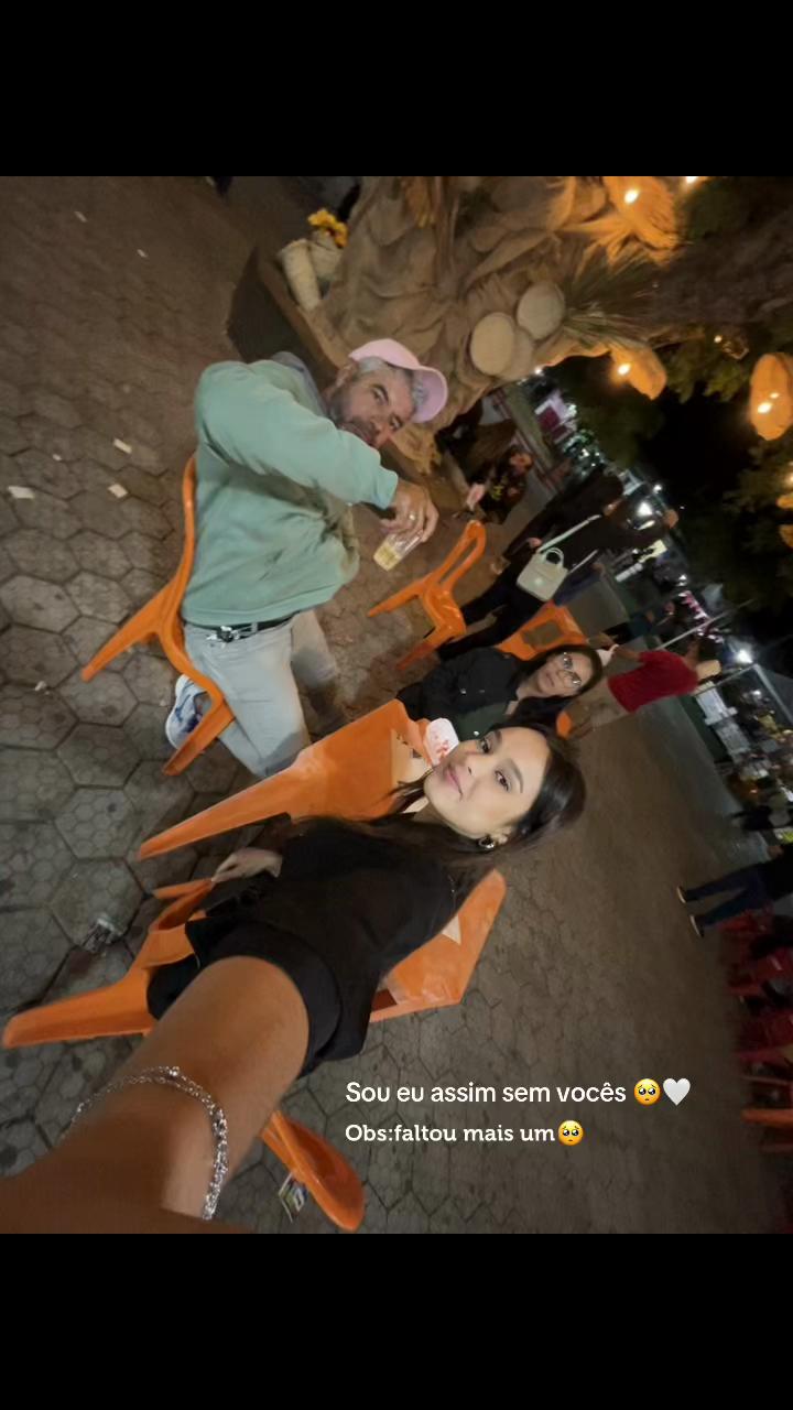 @Nayara
