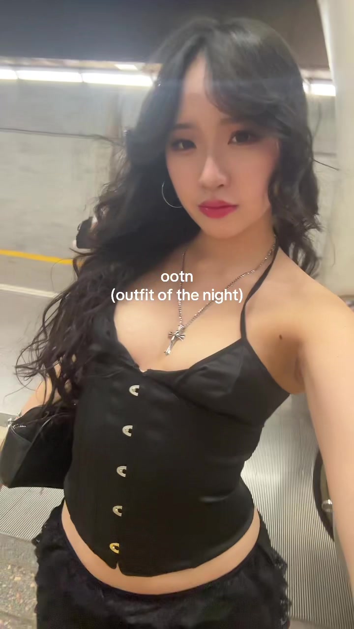 @angela