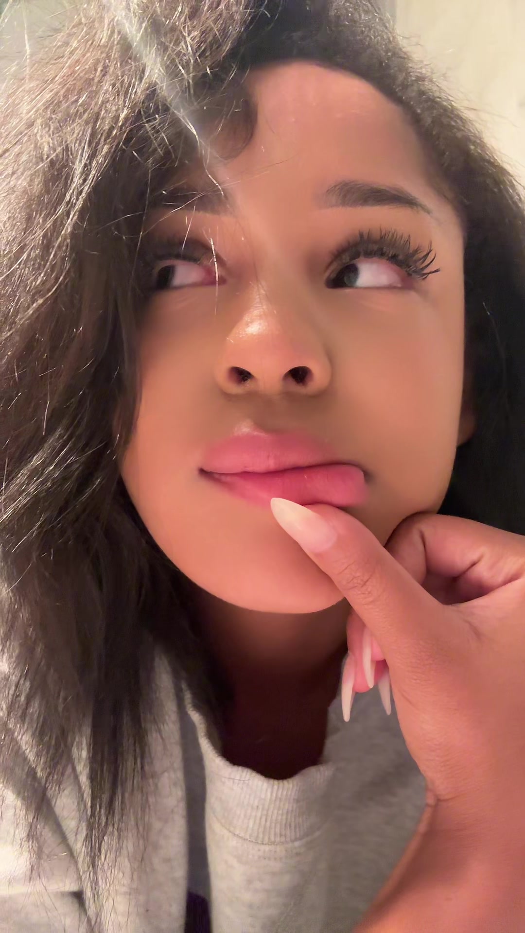 @Andelyse