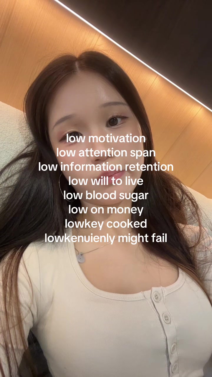@clarizz ∘ ∘ ∘ ( &deg;ヮ&deg; ) ?