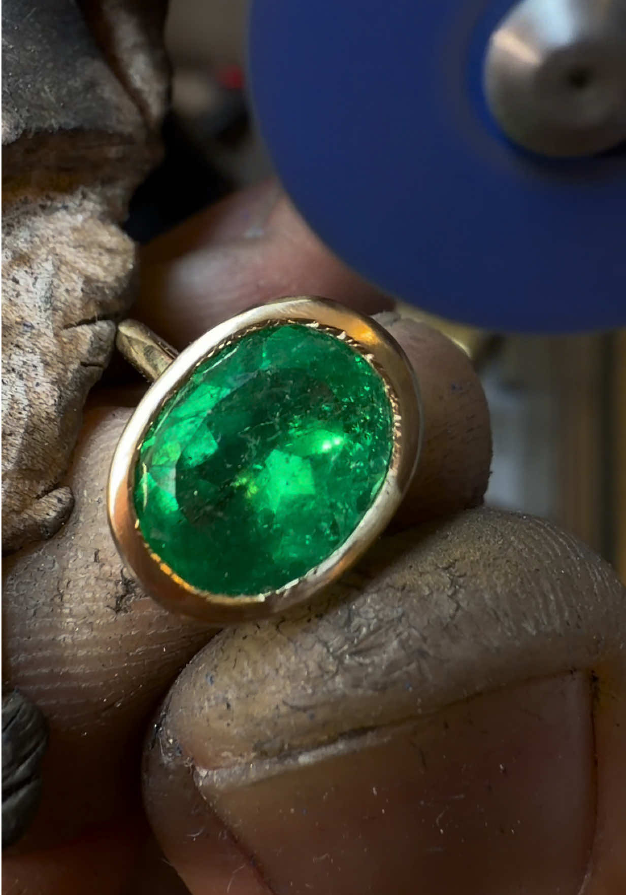 @JR Colombian Emerald