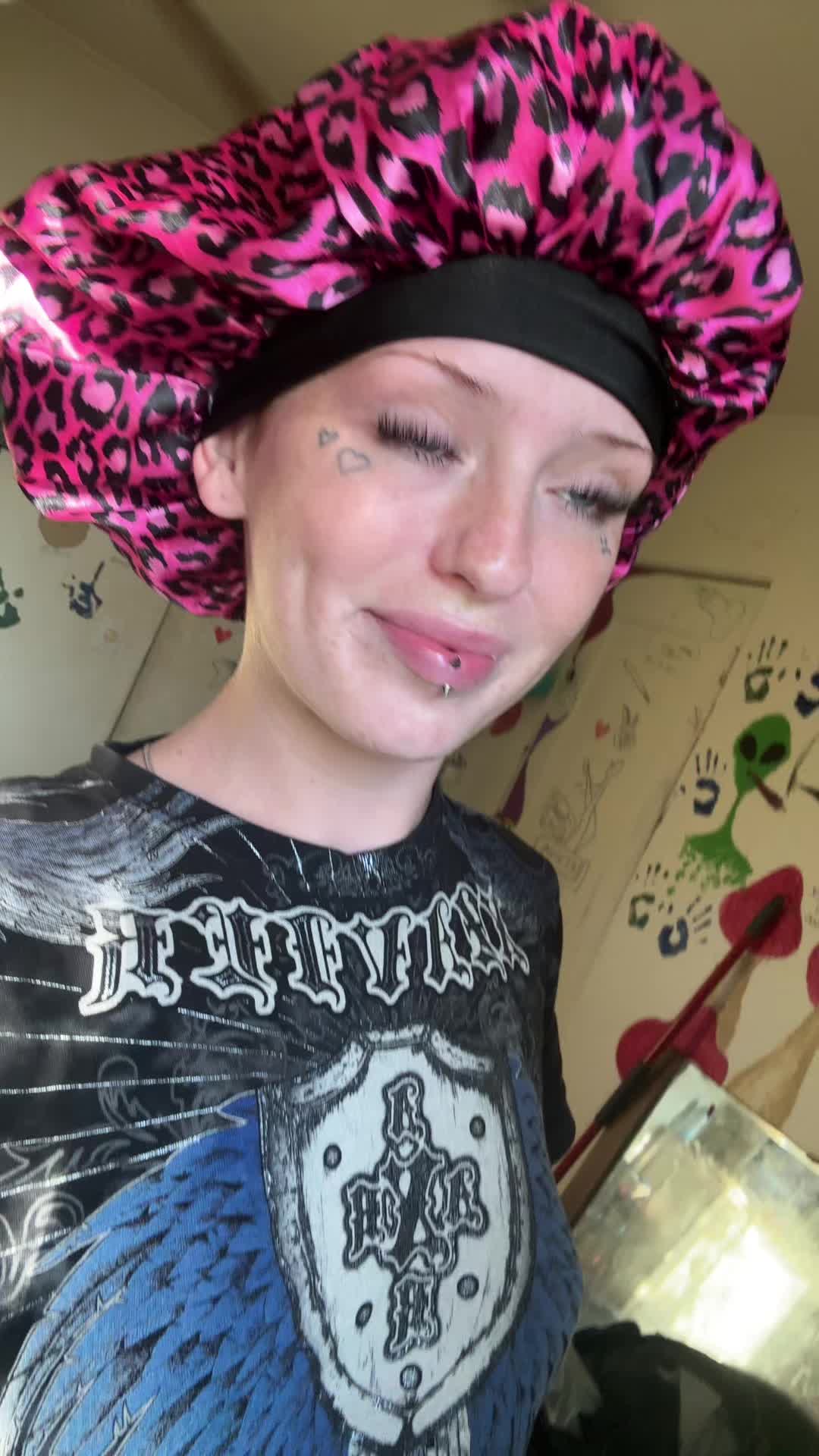 @️