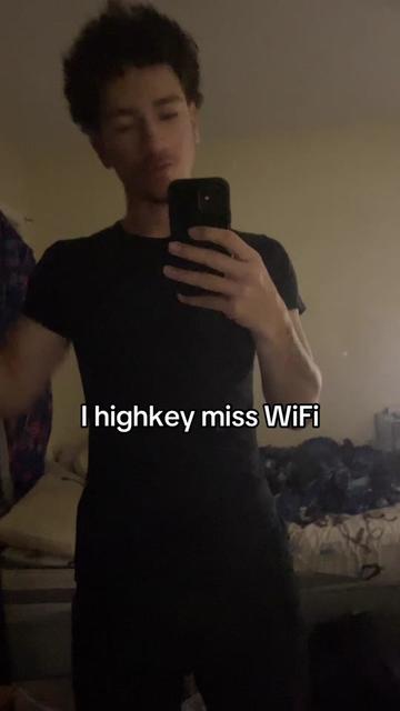 @ItzJustEric