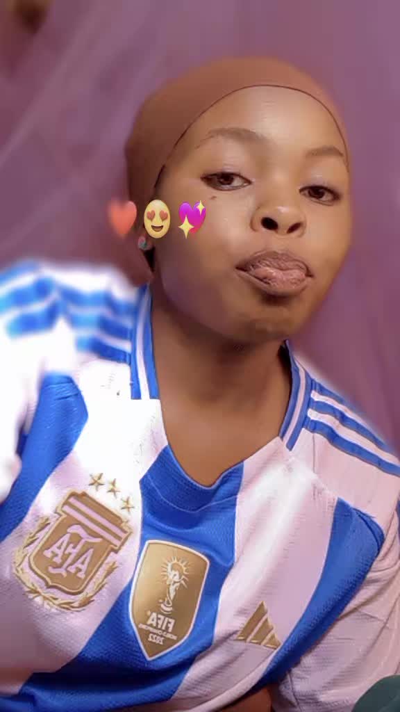 @Maria Chimbonaga