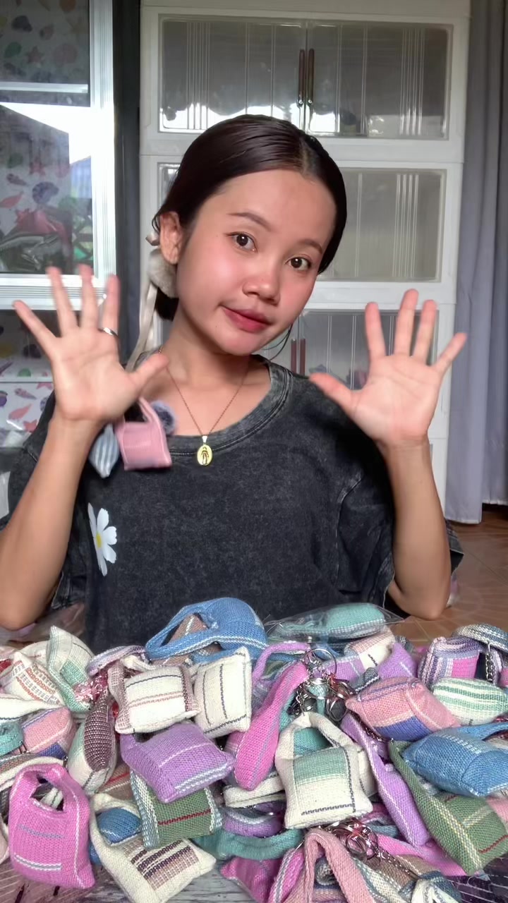 @ศิลปะบนผ้าทอ