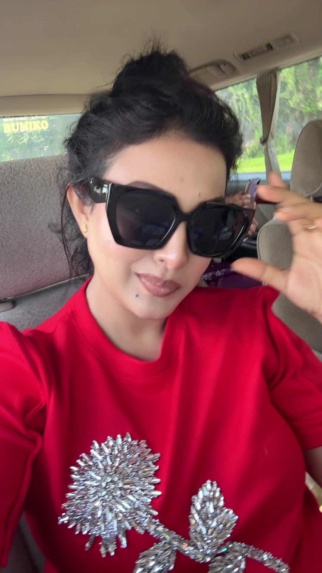 @priyankazamanofficial