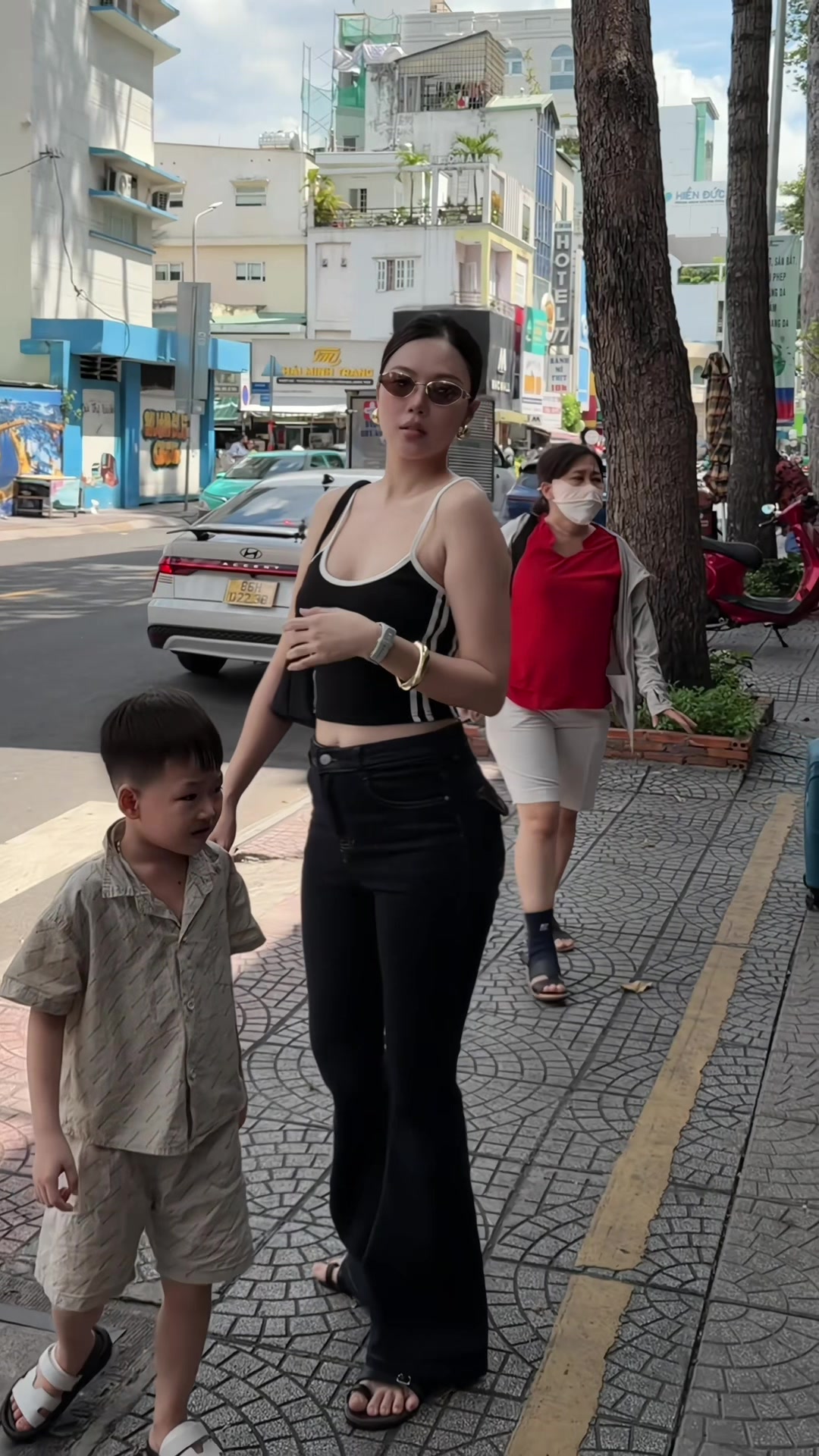 @Nguyễn Ch&acirc;m Anh