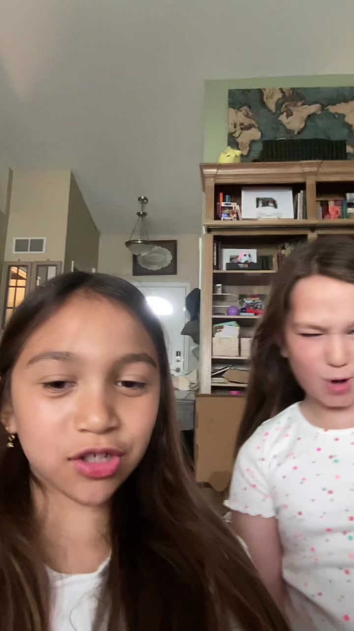 @MommyAndGirlyWhirl