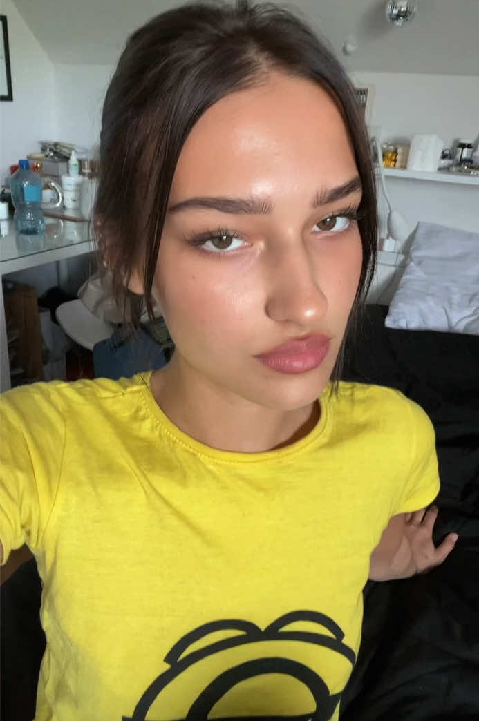 @️