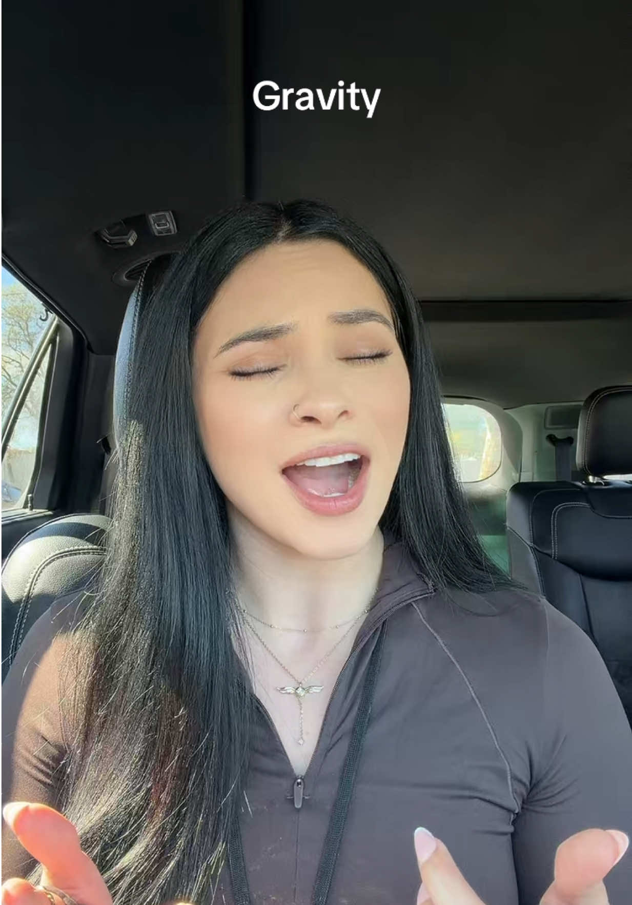 @shyycliine
