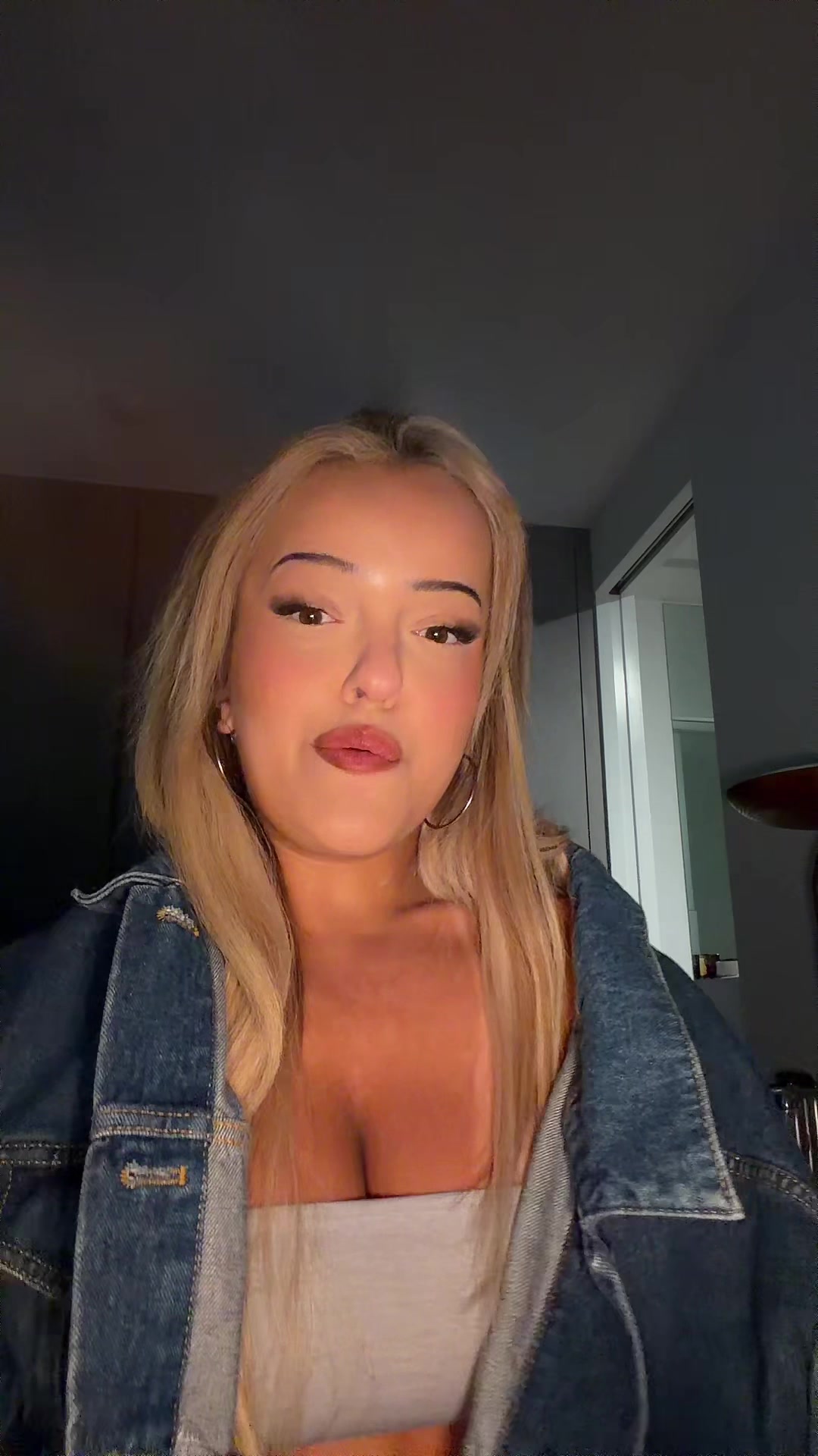 @erika