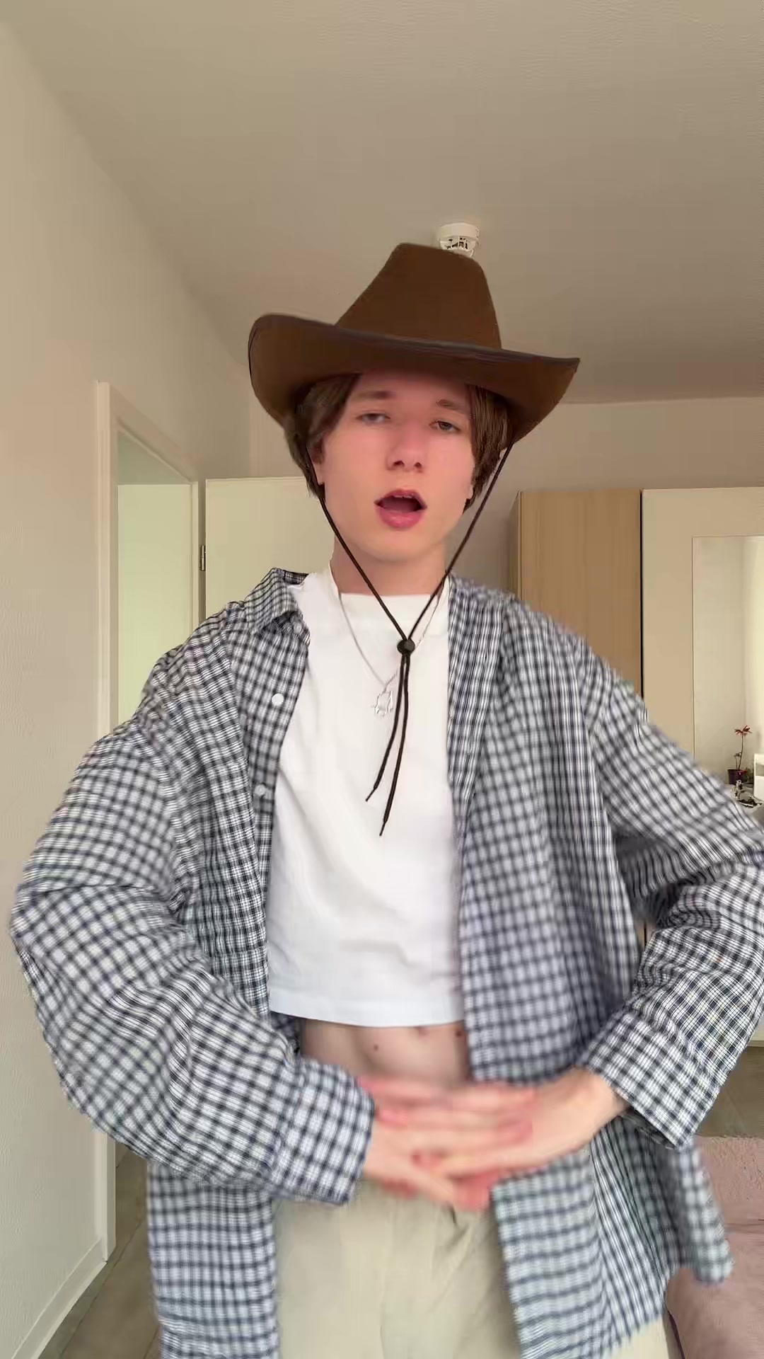 @Akisso