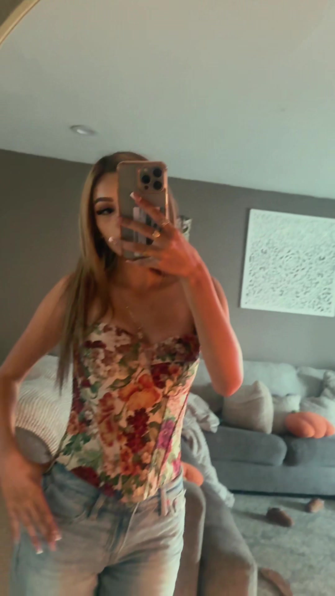 @SaraAdri