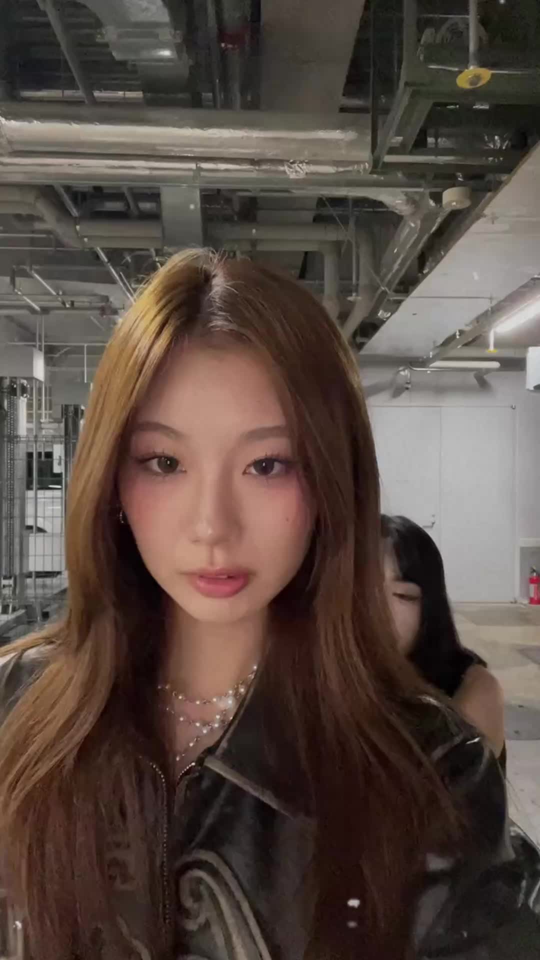 @Twistyi
