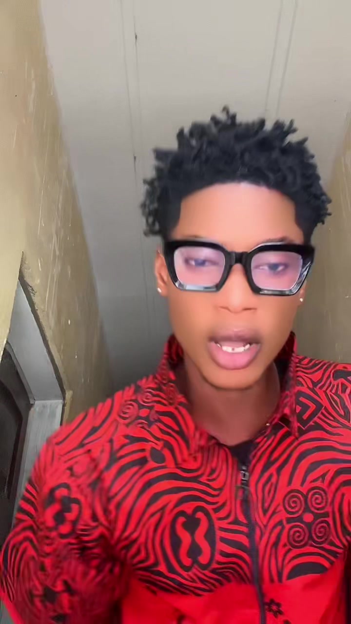 @_ &rho;ꫀꪀꪖᧁꪊꪗ 🪼