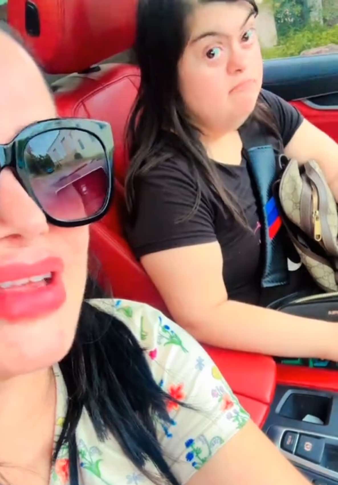 @JESSICA y ALICIA  OFFICiAL
