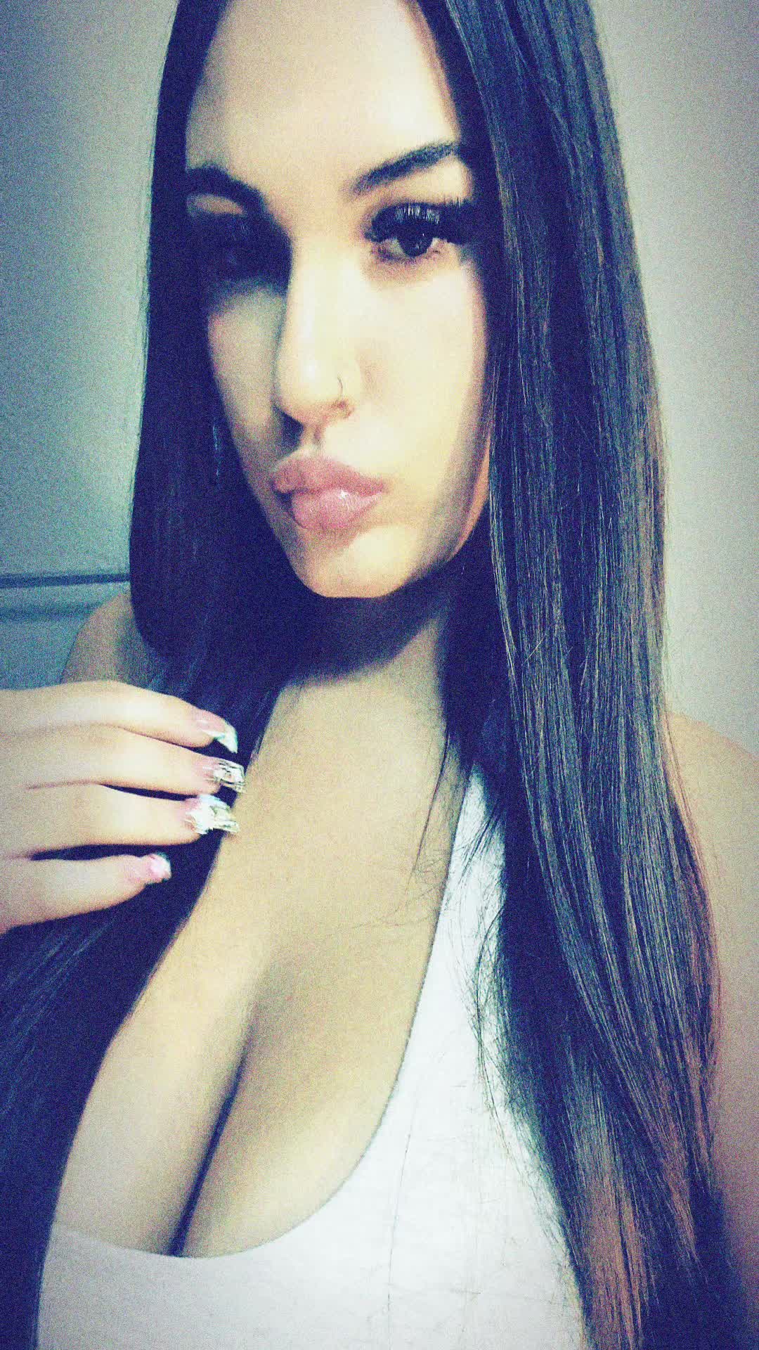 @izzabella