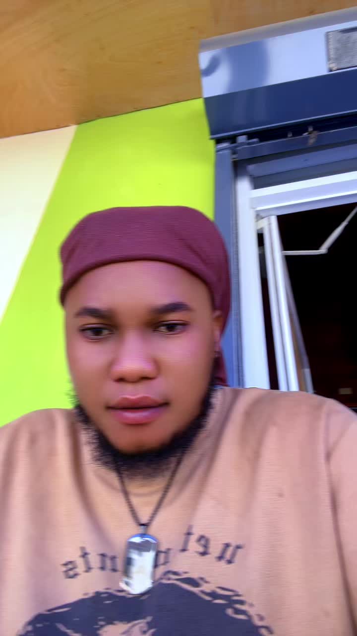 @LION IMAGES🦁
