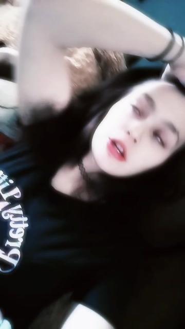 @skatergirl420
