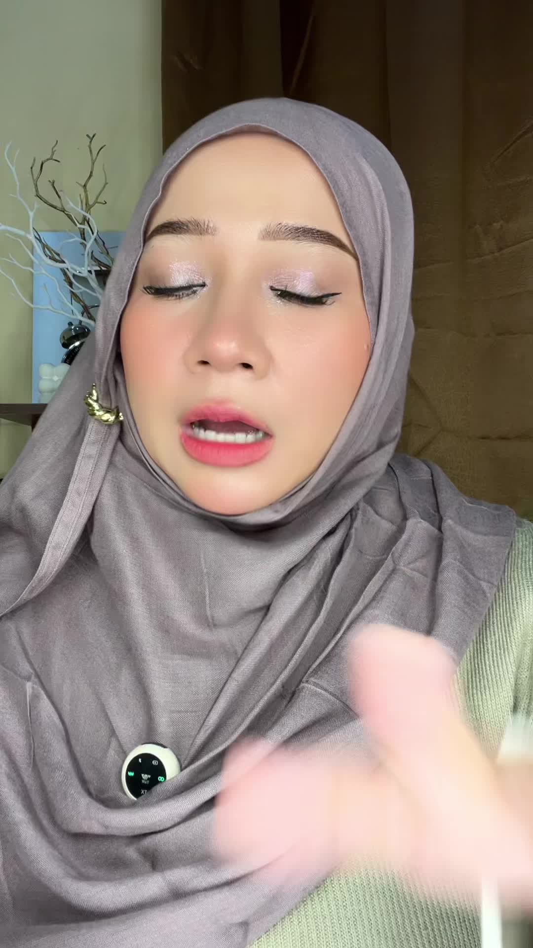 @Anis Yunia Akbar (AYA)