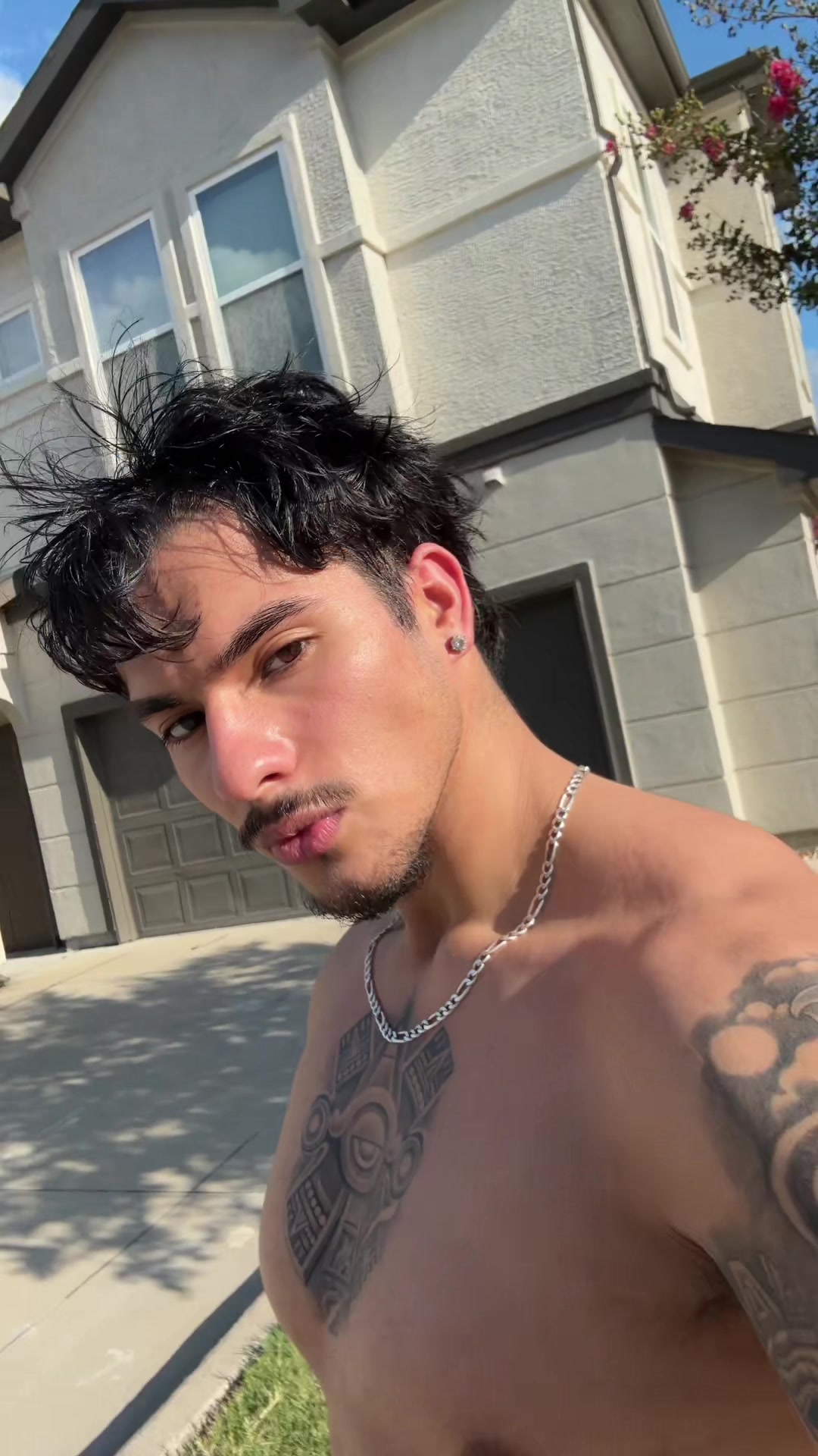 @Lui