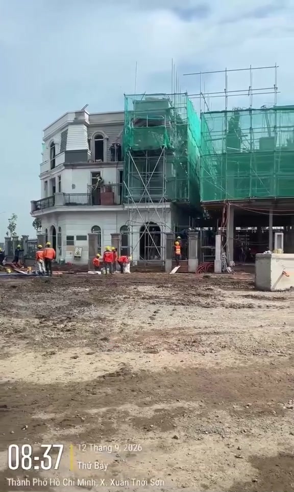 @Mr Hưng Vinhome Hóc Môn