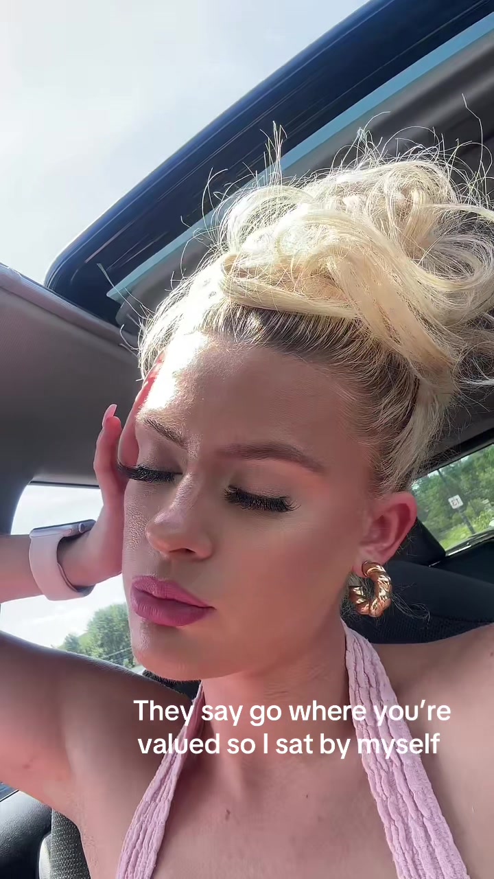 @Victoria Angelica