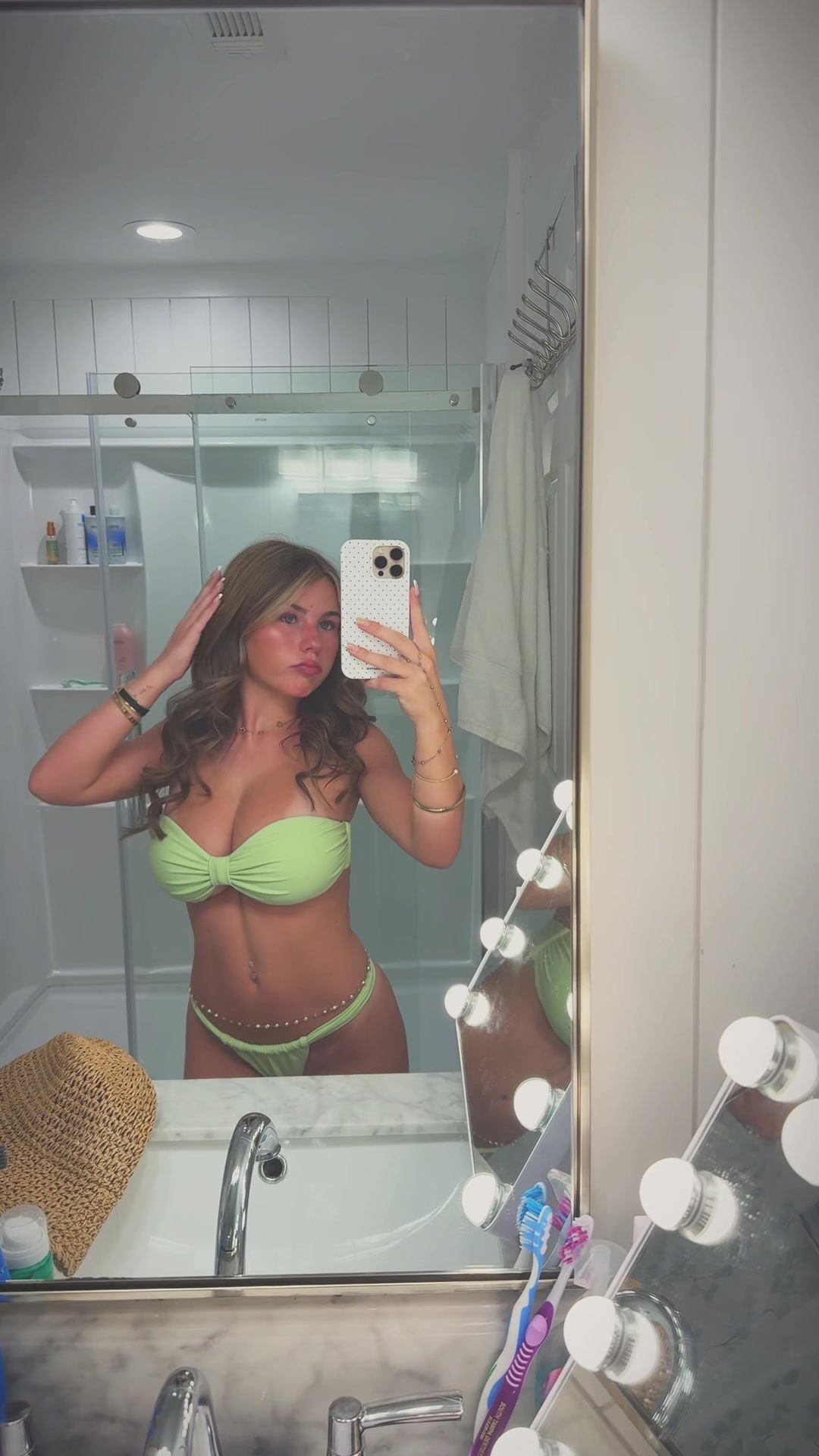 @ari😜