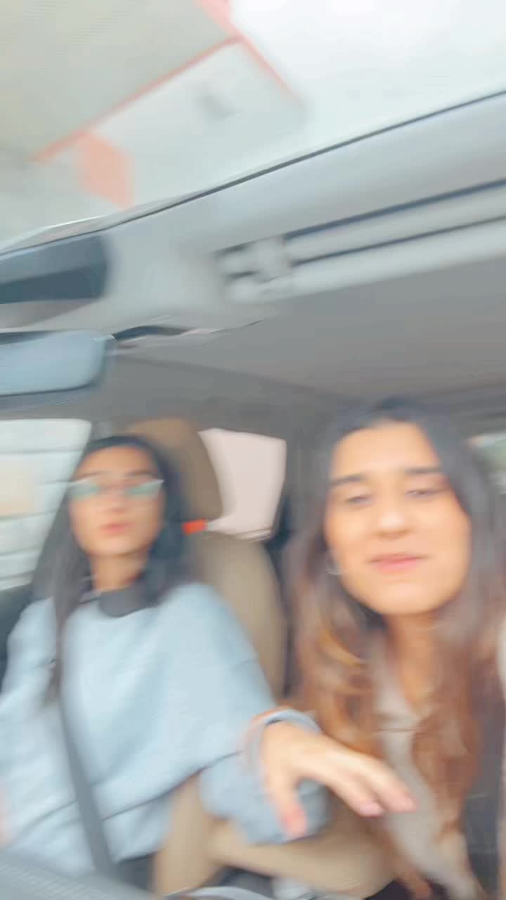 @alinagill28