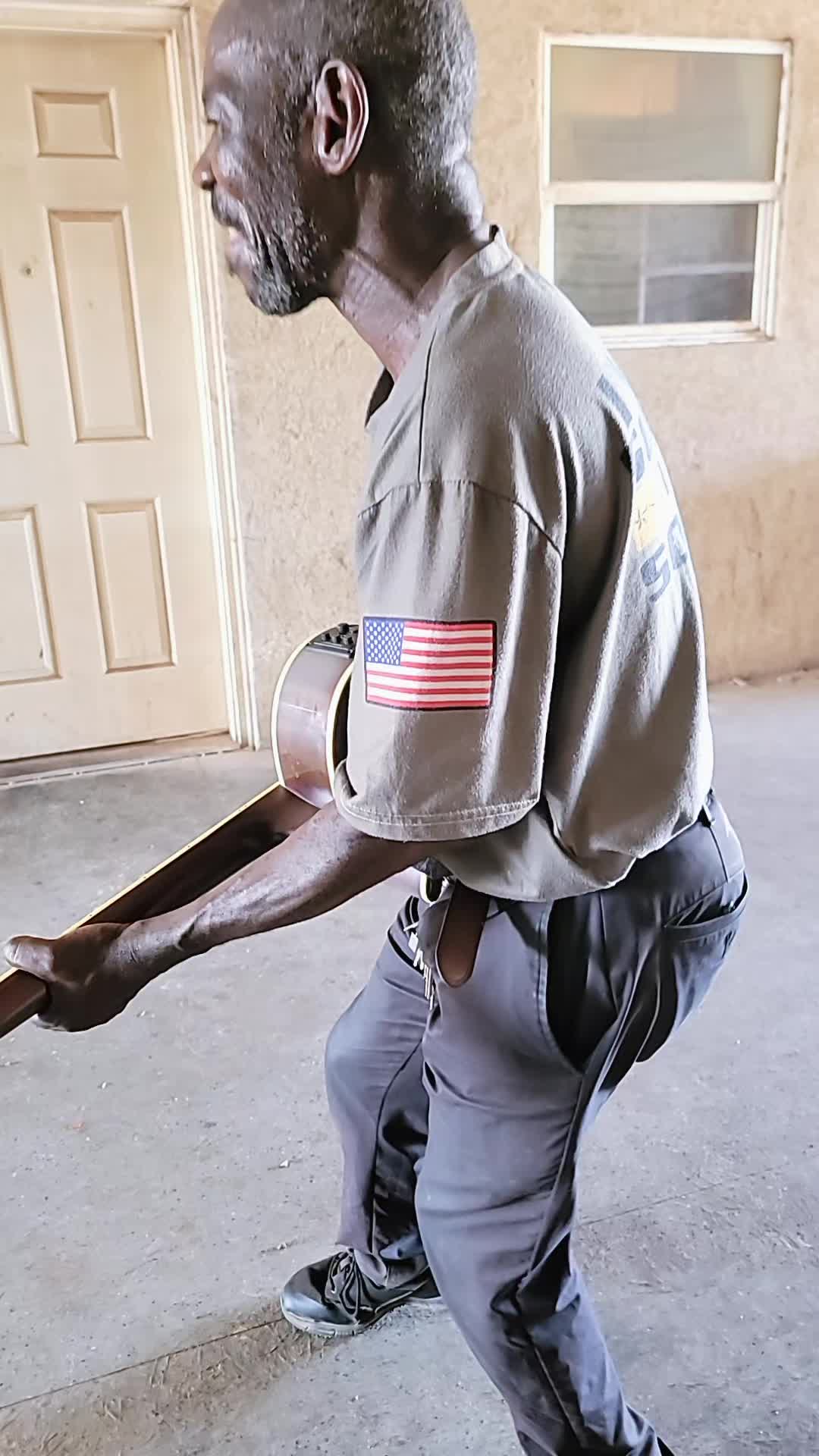 @Baraka Eliya 🇺🇲🇺🇲🇺🇬🇺🇬