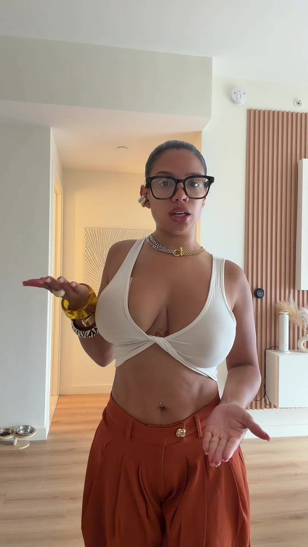 @Ballyy