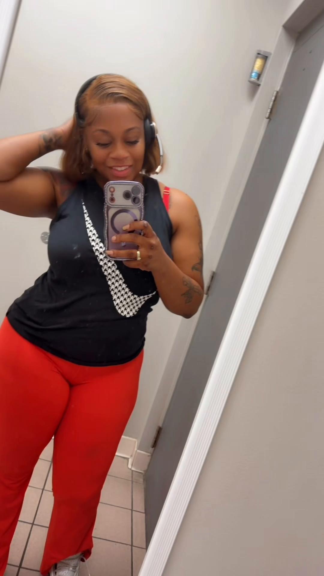 @Junae15