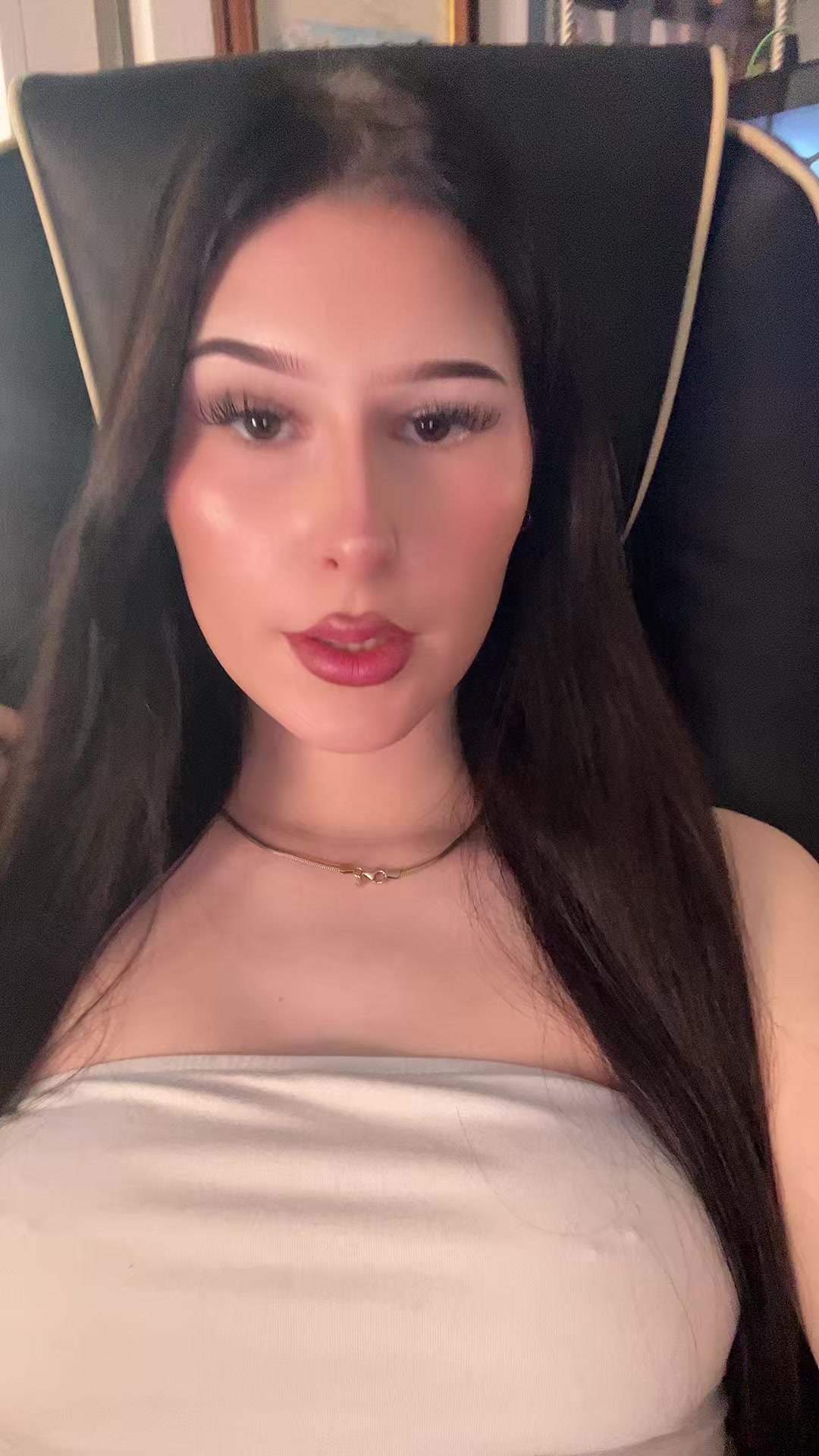 @Leonore 🥥🫐