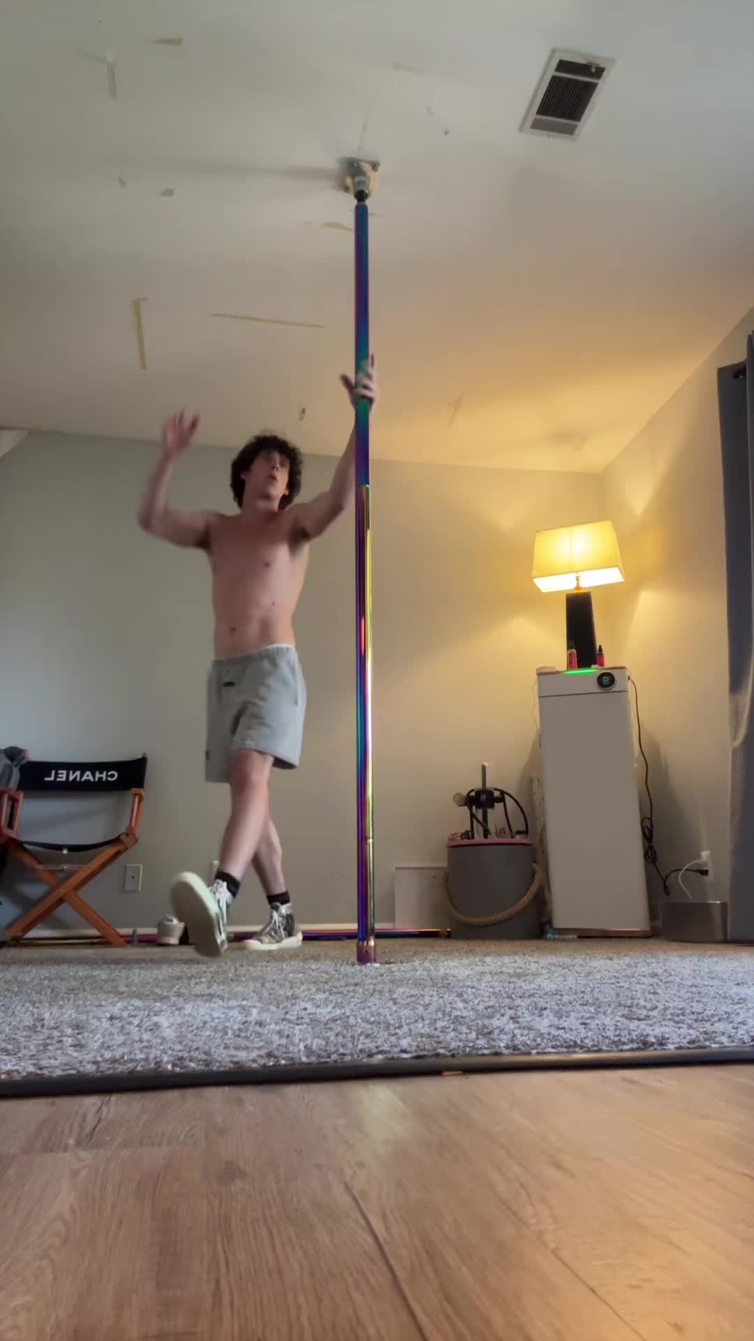 @Van