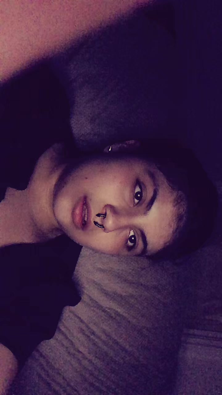 @🧟Asher_the.girl.kisser🧟