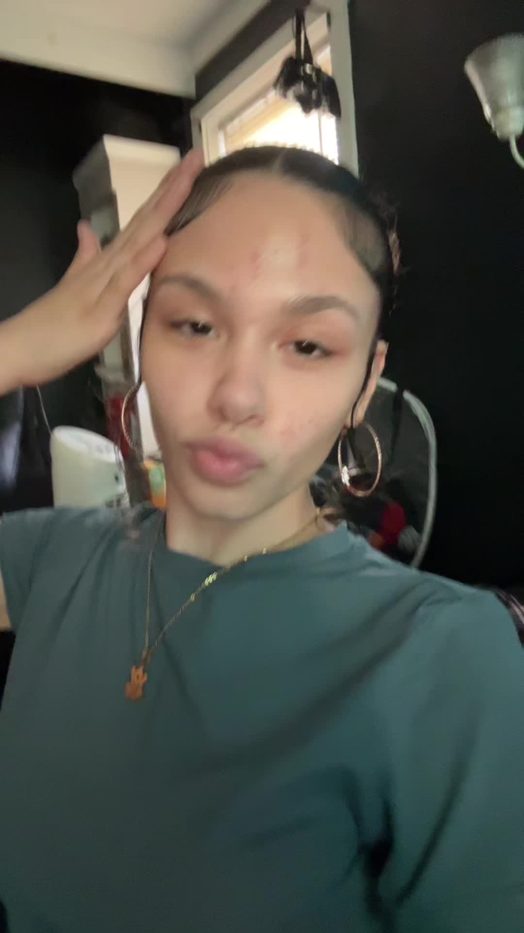 @✅🙀