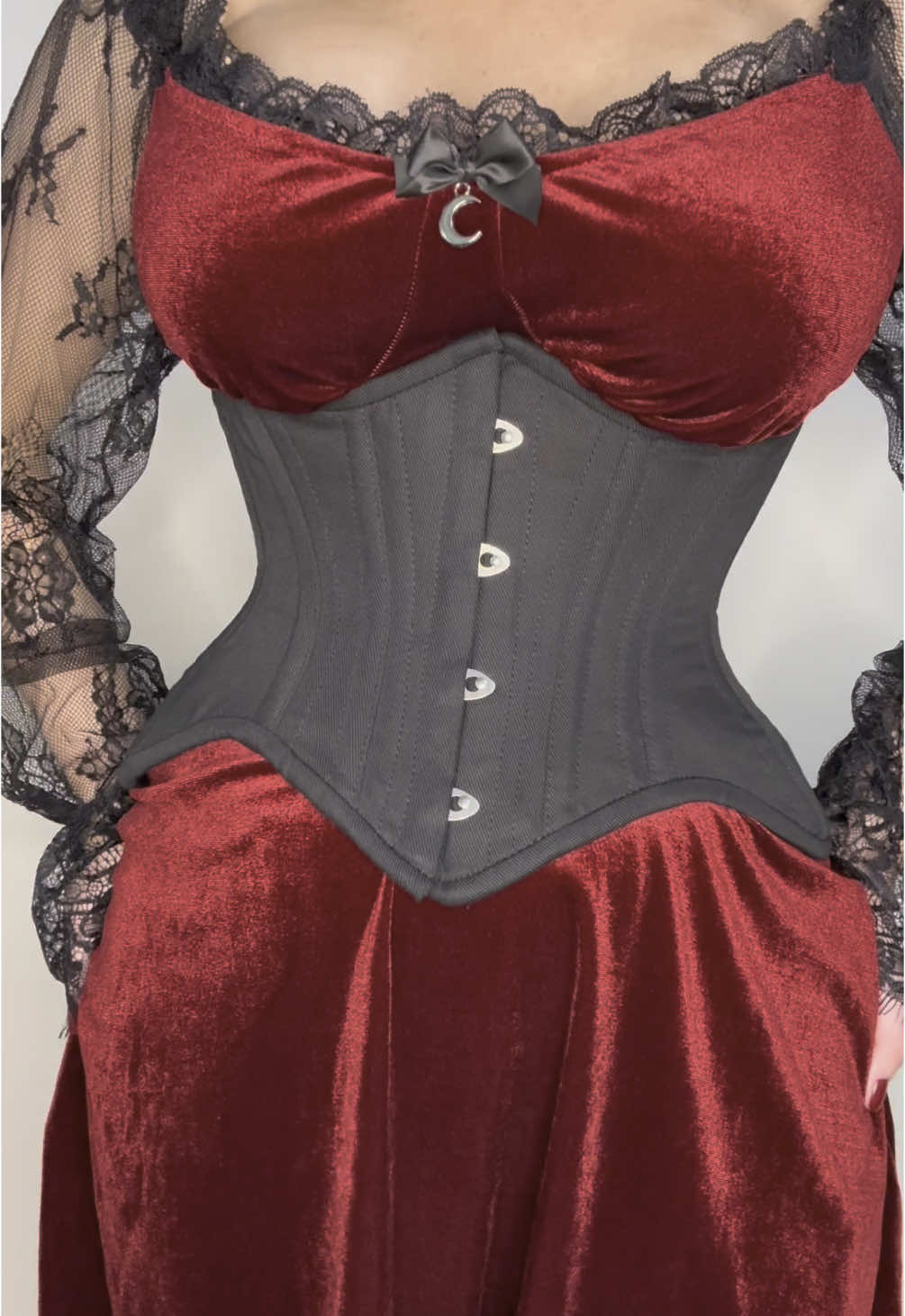 @Glamorous Corset