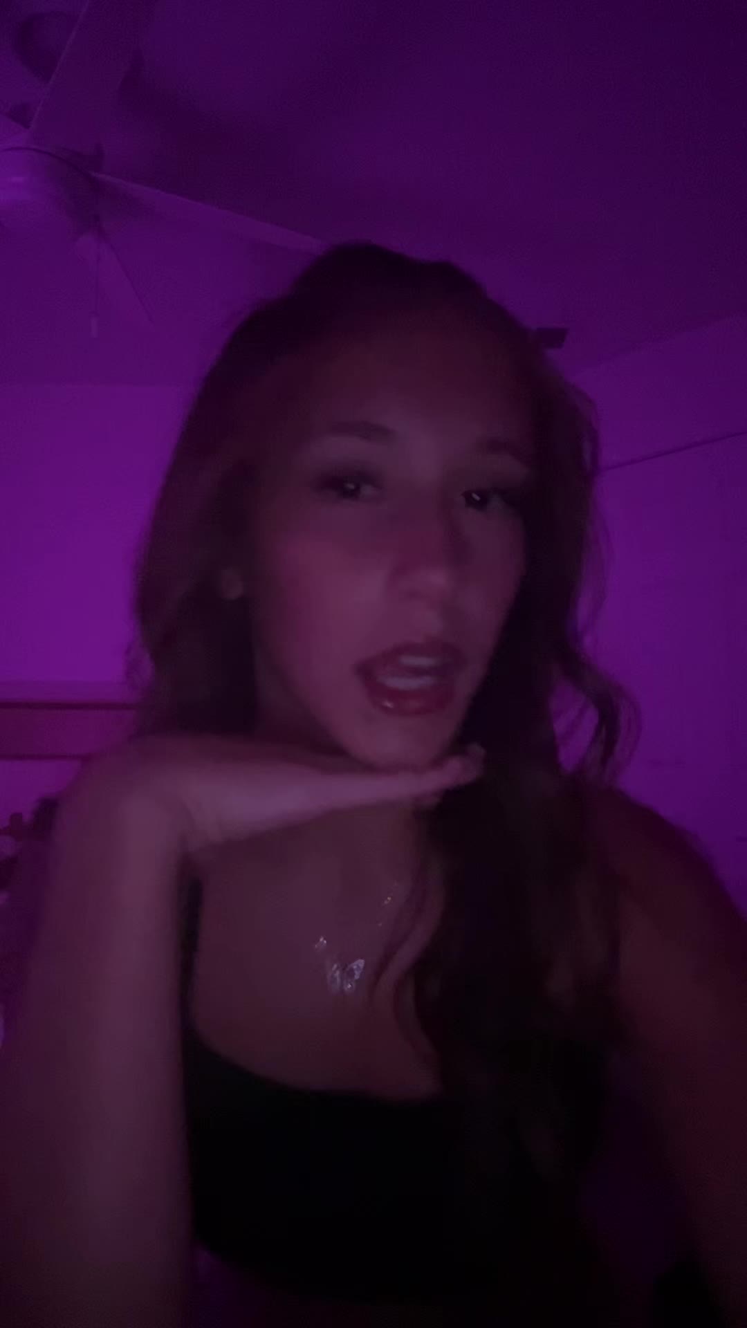 @lily