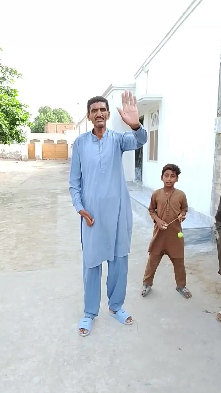 @m Khalid Abbas