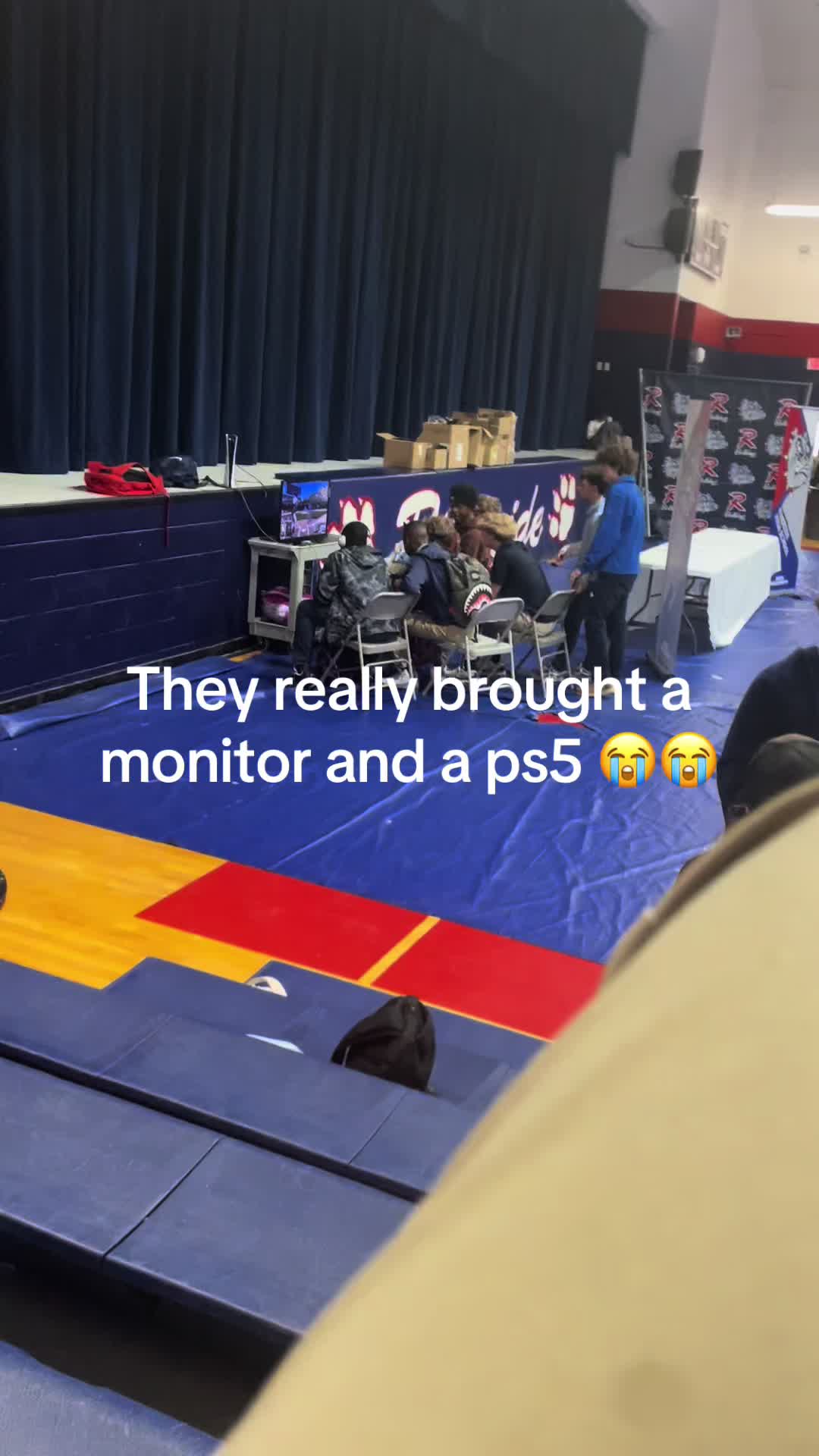 @Ilowkeyhatemyschool