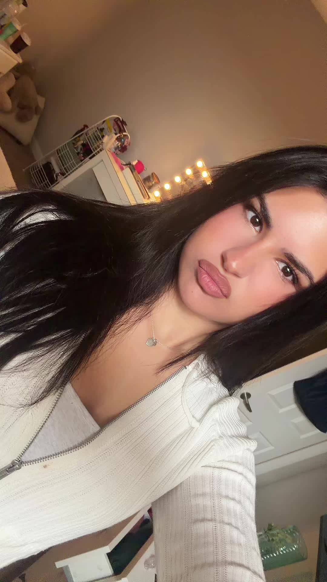 @lexus