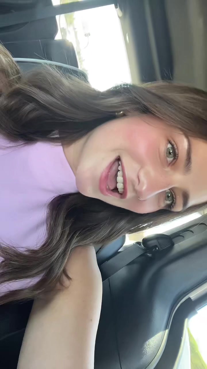 @𝐍𝐢𝐧𝐚🌺