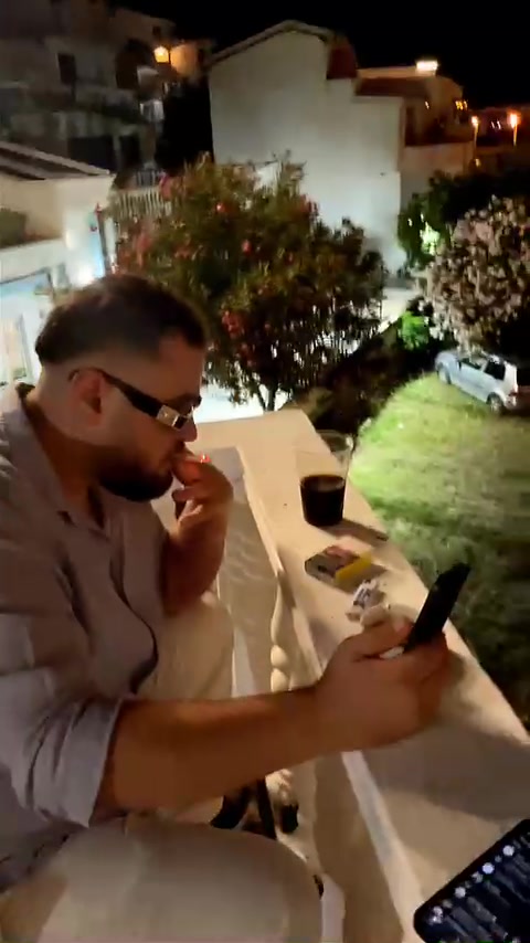 @ItsErando