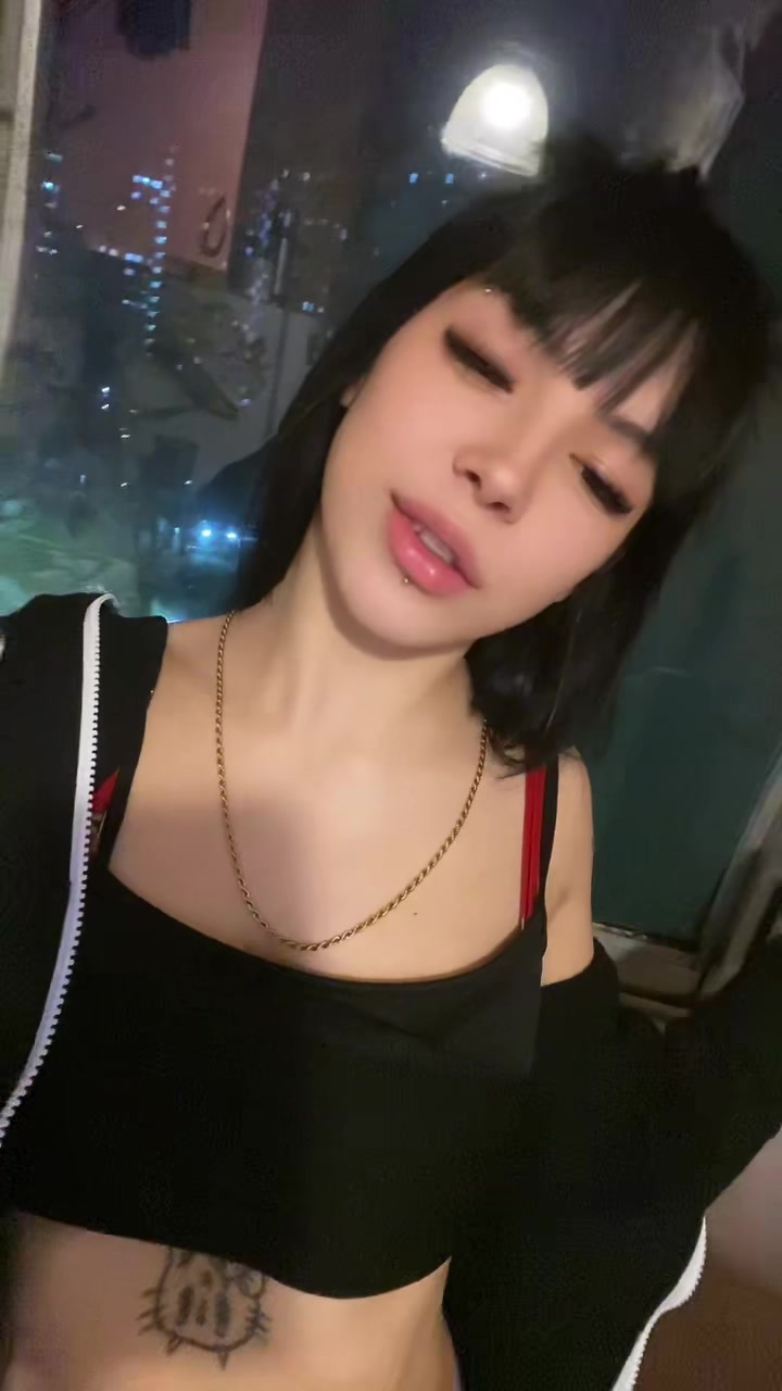 @amoraa