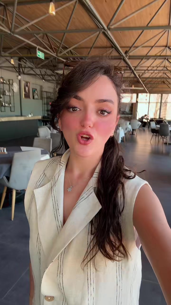 @Roxana sadeghi