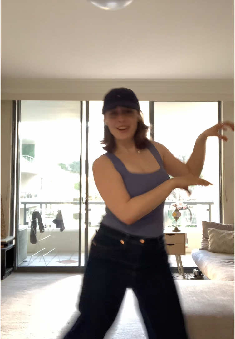 @annahereandthere