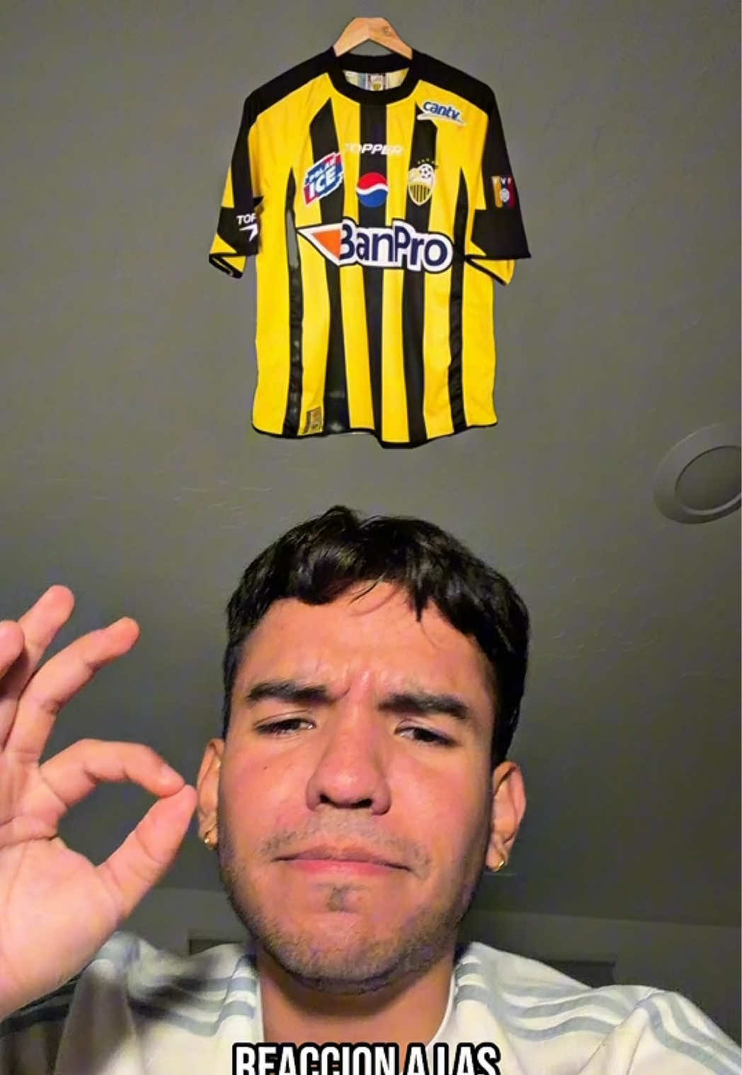 @Futbros