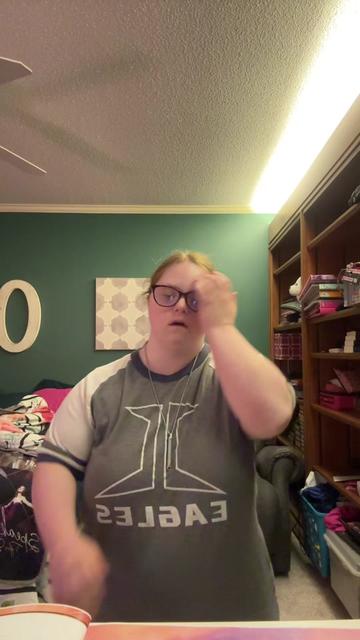 @olivia
