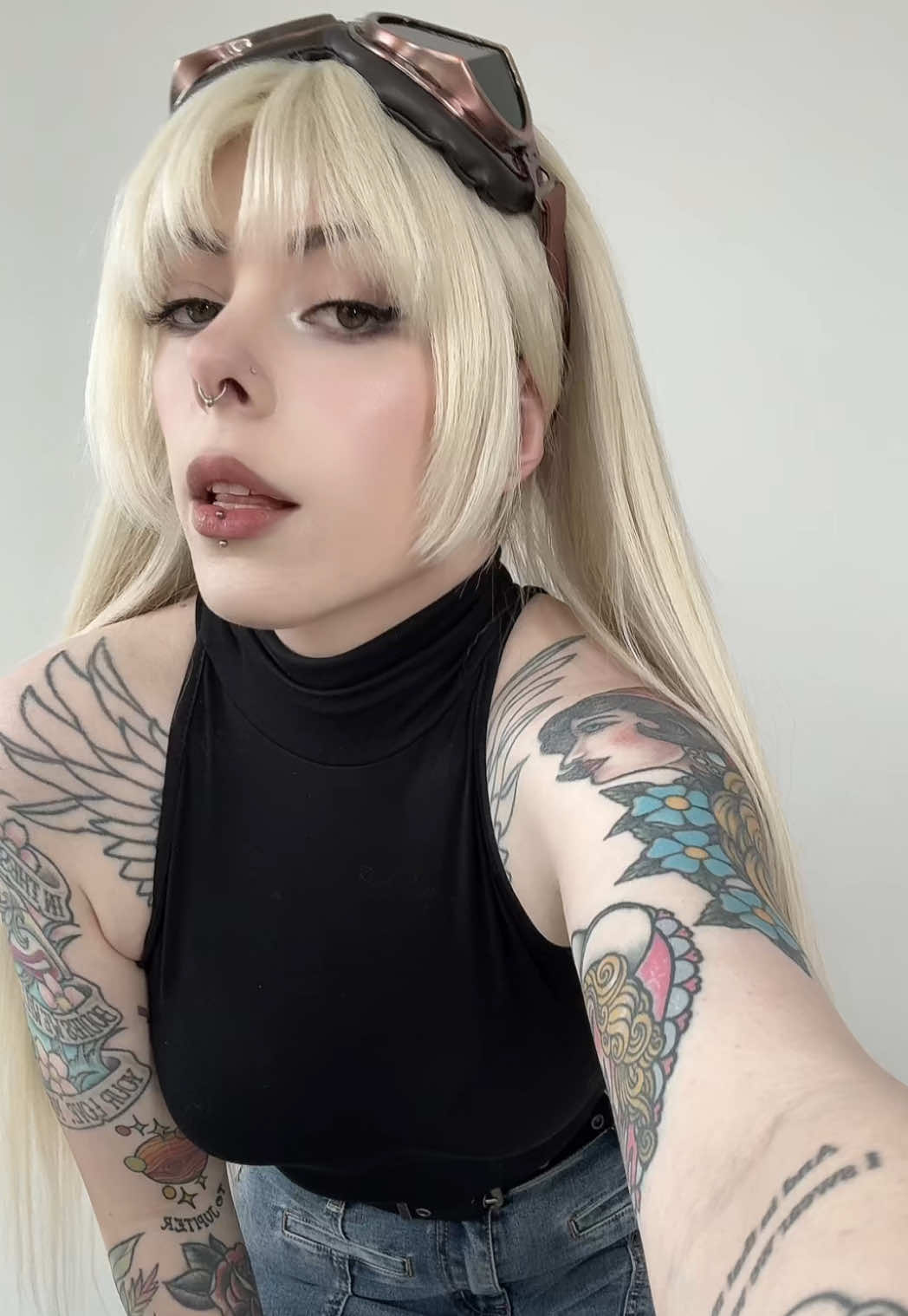 @tephie.cos